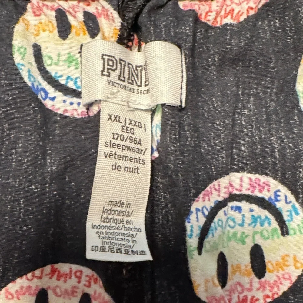 PINK Victoria’s Secret Black Rainbow Smiley Pajama Shorts XXL